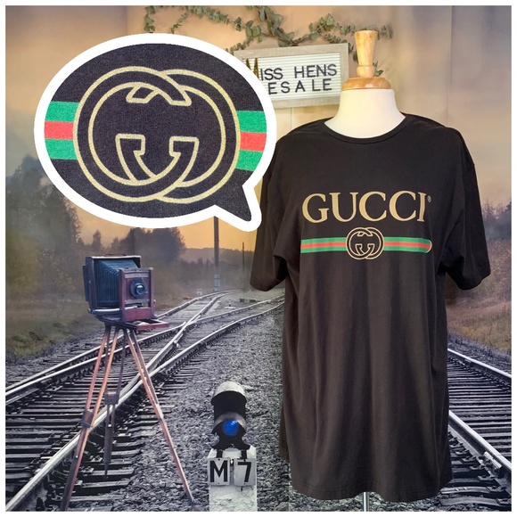 Other - GUCCI BOOTLEG BLACK SHORT SLEEVE LOGO TEE SHIRT